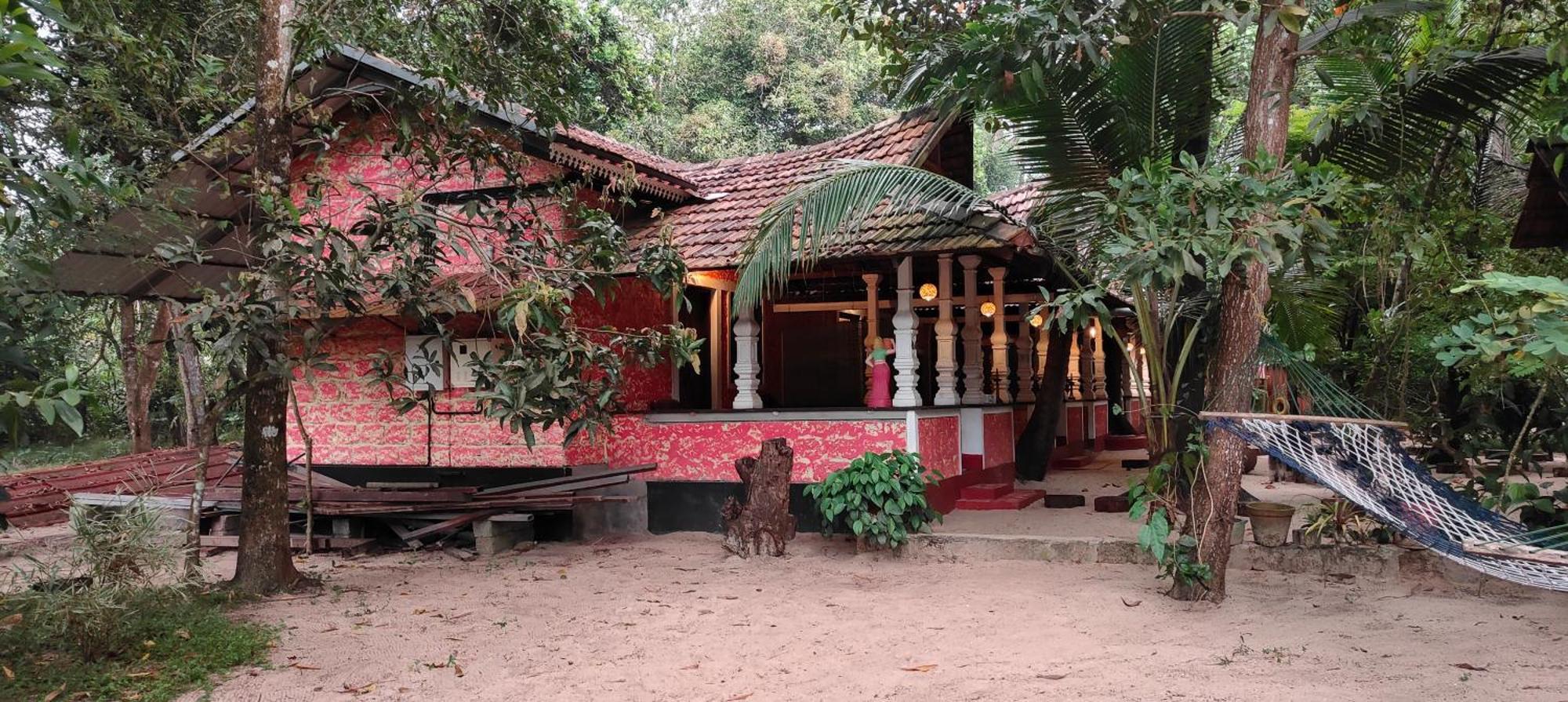 Abba Marari Beach Villas & Homestay Mararikulam Alappuzha 外观 照片